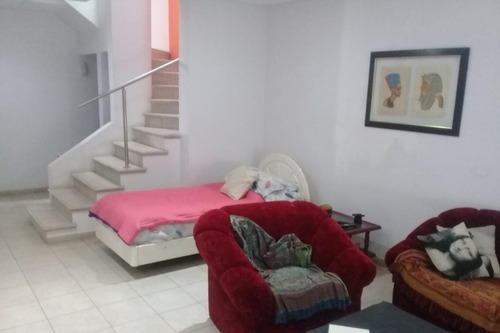 Imagen 3 de 14 de Casa En Venta En Ramos Mejia Sur