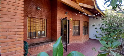 Venta. Casa 2 Dormitorios. Calle Alem Nº1130.