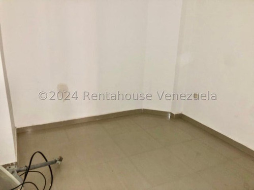 Venta Edificio Comercial 5 De Julio Mls #24-23136 P. Silva