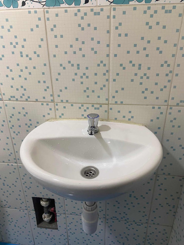 Alquilo Mini Depa ( Inlcuye Servicios) X Alt. C 3 De La Av. La Molina X Atento Peru