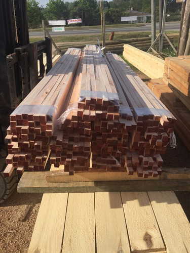 Imagen 4 de 6 de Alfajia De Eucalipto Cepillada 1x1x2,40 Madera Clavador