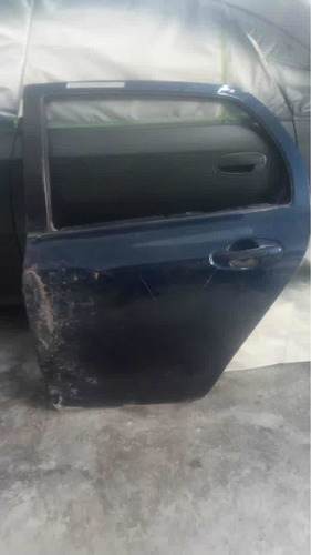 Puerta Trasera Izquierda Yaris Usada Y Reparada