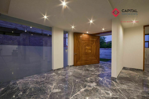 Mansión De Súper Lujo En Venta En Ayamonte Zapopan Zona Bajío Guadalajara