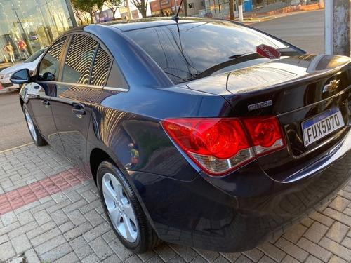 Imagem 4 de 13 de Chevrolet Cruze 1.8 Lt Automático