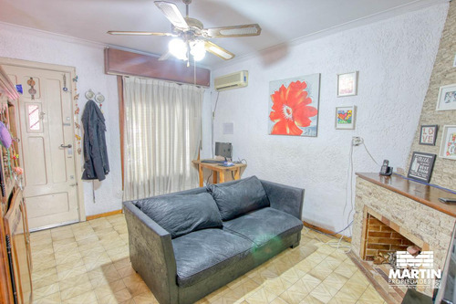 Casa De 4 Ambientes En Martínez Con Cochera Jardín Terraza Y Playroom.