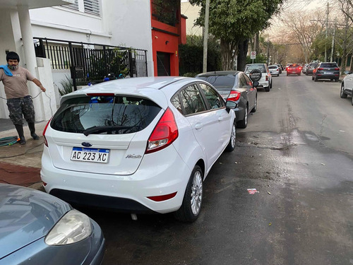Imagen 6 de 6 de Ford Fiesta Kinetic Design 2018 1.6 Se At Powershift 120cv