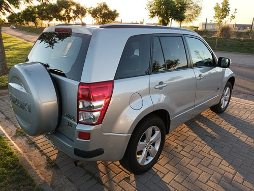 Imagen 4 de 24 de Camioneta Suzuki Grand Vitara Jiii, 4x4, 2010, Motor 2.4
