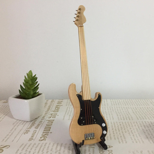 Imagen 2 de 8 de Modelo De Bajo Eléctrico De Madera En Miniatura De 20 Cm