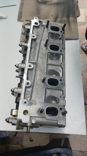 Tapa Cilindro Bora 2.0 8v
