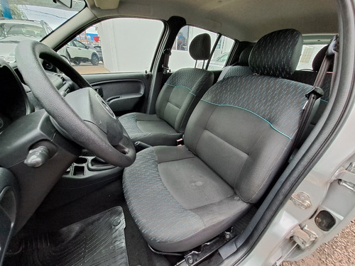 Imagen 12 de 14 de Renault Clio Mio Confort 5p