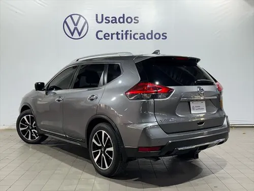 Nissan X-Trail 2.5 Exclusive 3 Row Cvt