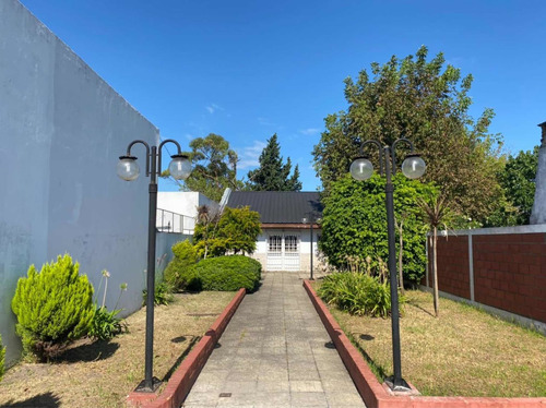 Casa Salón Depósito Terreno Galpón La Plata Los Hornos