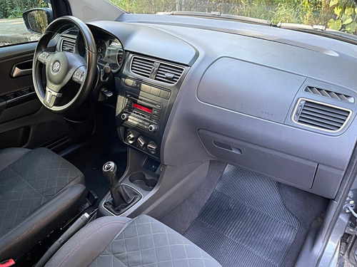 Imagem 5 de 13 de Volkswagen Fox 2013 1.6 Vht Prime Total Flex 5p