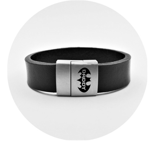 Imagen 3 de 10 de Pulsera Acero Y Piel Broche Magnético Grabado Láser M1105