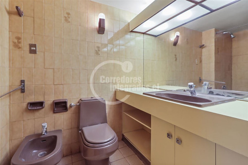 Departamento En Venta De 4 Dorm. En Providencia