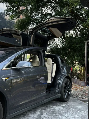 Tesla Model X Long Range Awd