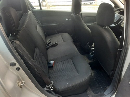 Imagem 8 de 11 de Renault Sandero 2018 1.0 12v Expression Sce 5p