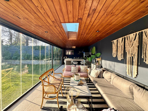 Remodelada En Condominio Cerrado Pasaje Los Prados