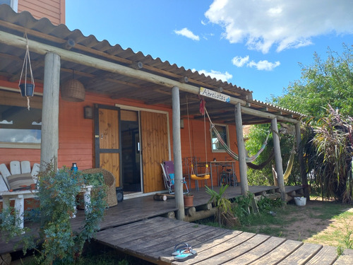 Cabaña Abrelatas, A 150 Metros La Playa Del Rivero
