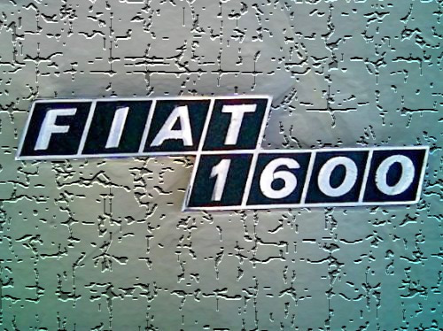Insignia Fiat 1600 Metalica Cromada Original Nueva
