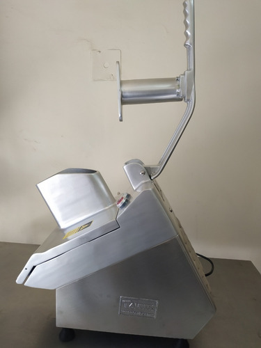 Imagen 2 de 5 de Procesador, Rallador Y Rebanador De Alimentos Y Queso 3/4 Hp
