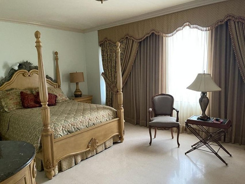 Imagen 8 de 14 de Venta De Apartamento De 414 M2 En Maresias, Paitilla 21-6456
