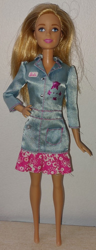 Muñeca Barbie Dentista Mattel 2009