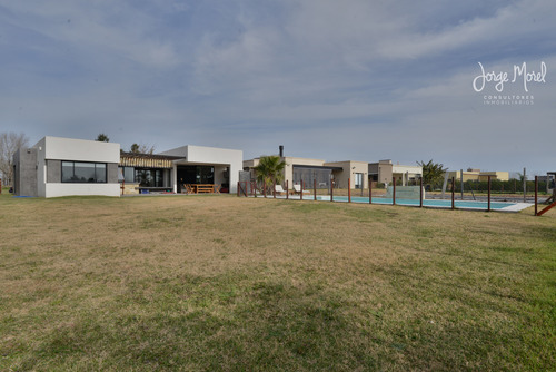 Casa Interno #0-100 - San Sebastian - Area 1 - 829m2 #id 63