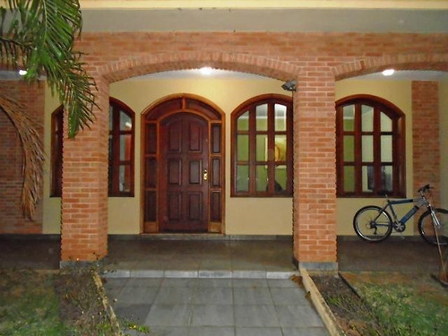 Imagem 1 de 15 de Casa Para Venda Em Araras, Jardim Universitário, 3 Dormitórios, 3 Suítes, 3 Banheiros, 6 Vagas - V-056_2-728297