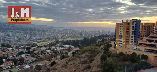 Arrendamos Amplio Departamento Con Vista Espectacular