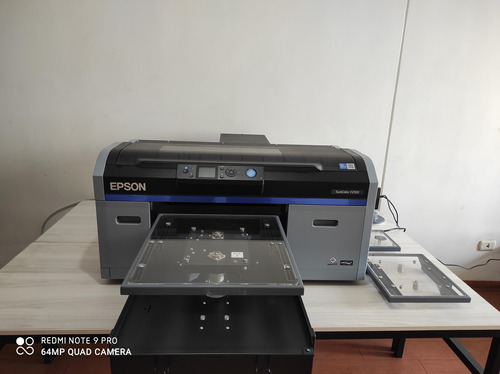 Impresora Epson Surecolor F2100 - Dtg