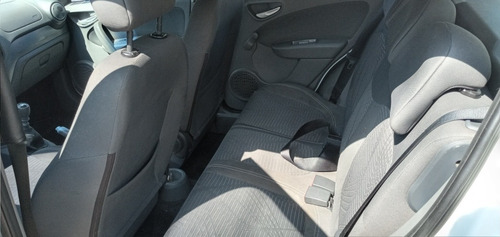 Fiat Palio 1.4 Attractive 85cv C/pack Seguridad 2013