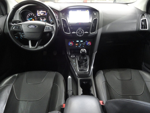 Imagen 4 de 13 de Ford Focus Titanium