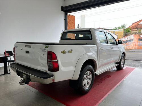 Imagem 4 de 15 de Toyota - Hilux 2.7 16v 4p Srv Flex 4x4 Cabine Dupla Autom