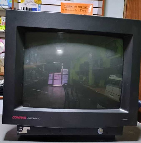 Monitor Compaq Presario V400