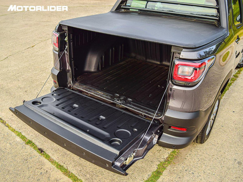 Imagen 14 de 25 de Fiat Strada Freedom Doble Cabina 1.4 | Permuta / Financia