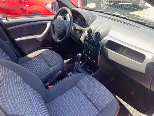 Imagem 4 de 9 de Renault Sandero 1.0 Expression 16v Flex 4p Manual