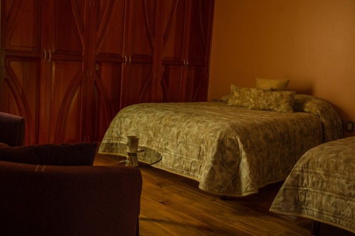 Casa Muy Amplia Con Gran Jardín Y Alberca En Tulancingo