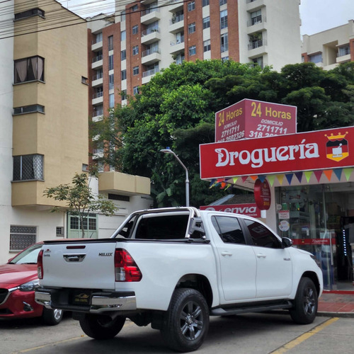 Imagen 5 de 15 de Toyota Hilux 2021 2.4l