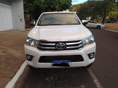 Imagem 1 de 15 de Toyota Hillux Cd 4x4 2.8 Diesel Manual