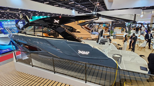 Lancha Nx 41 Horizon N É Solara Triton Ventura Real
