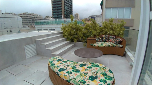 Imagem 2 de 30 de Cobertura Triplex Com Elevado Panorâmico, Reformada Em Ipanema - 11570