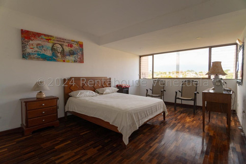 Apartamento En Venta En La Tahona Penthouse Ph Terraza Pozo De Agua Parrillera Vista Panoramica Angela Tochon Apartamentos Caracas