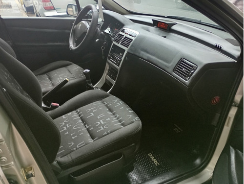 Peugeot 307 1.6 Sedan Xs 110cv