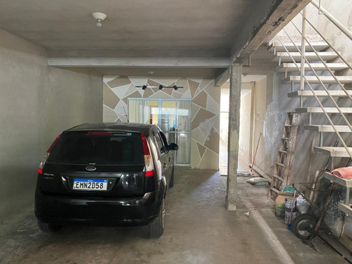 Casa Sobrado Com Excelente Espaço E Conforto