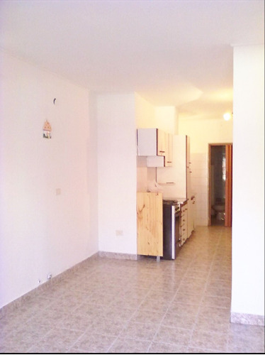 Departamento En Venta 2 Amb. A Refaccionar