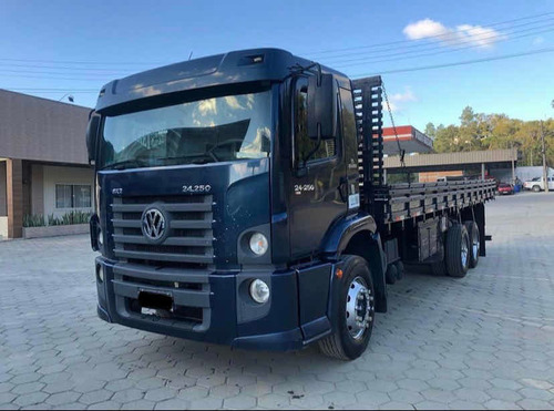 Imagem 3 de 10 de Volkswagen Constellation 24250