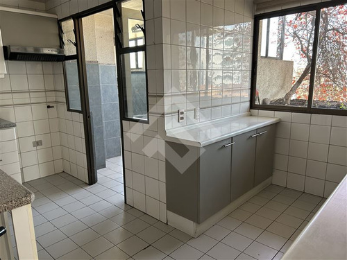 Departamento En Venta De 4 Dorm. En Las Condes