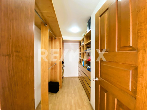 Vive El Lujo En Santa Fe: Casa Con Vistas, Comodidades Y Ubicación Única
