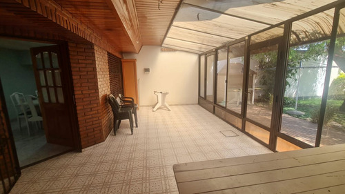 Alquiler De Casa 5 Ambientes En San Justo,
